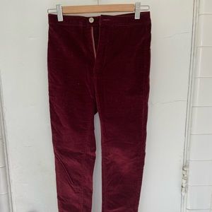Pull and bear jeans.